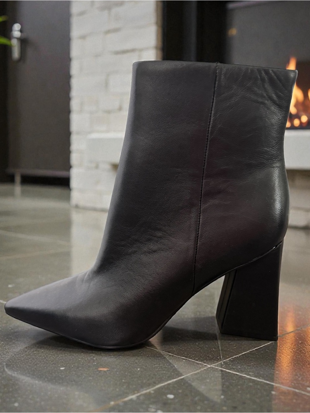 New! MARC FISHER Kulika Black Leather booties Size 8.5